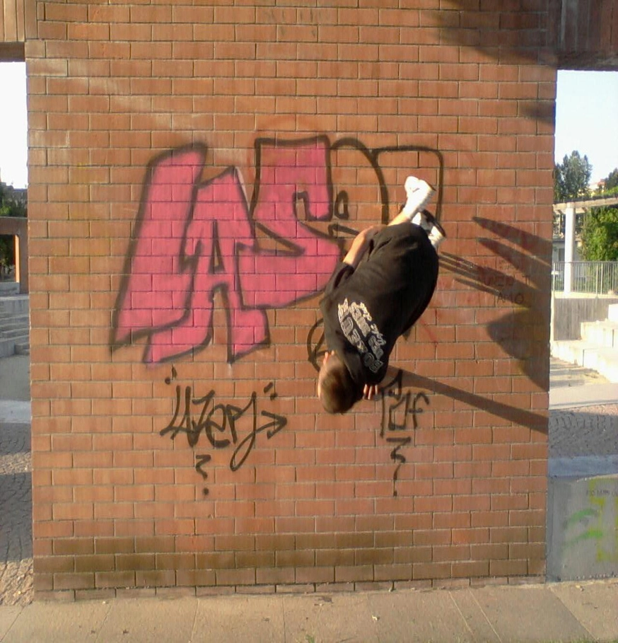 Geografie della migrazione: il territorio, i corpi e la reinvenzione degli spazi.